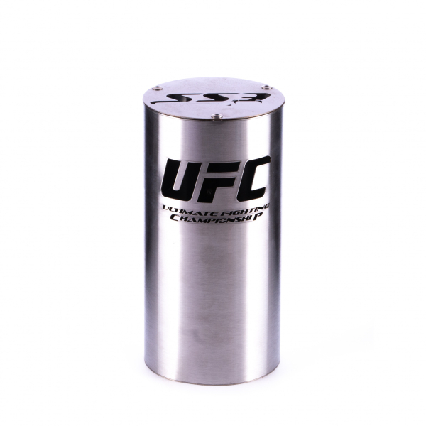 Колпак Ess  (Ufc) в Хабаровске